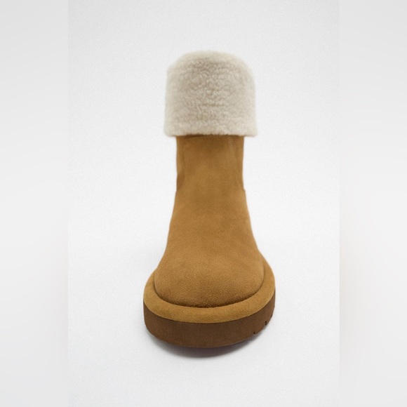 ZARA ~ FLEECE SUEDE ANKLE BOOTS - Picture 4 of 6